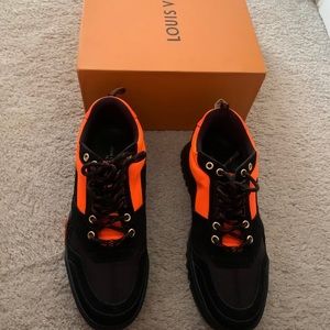 AUTHENTIC! Steal ( Men’s sneakers )
